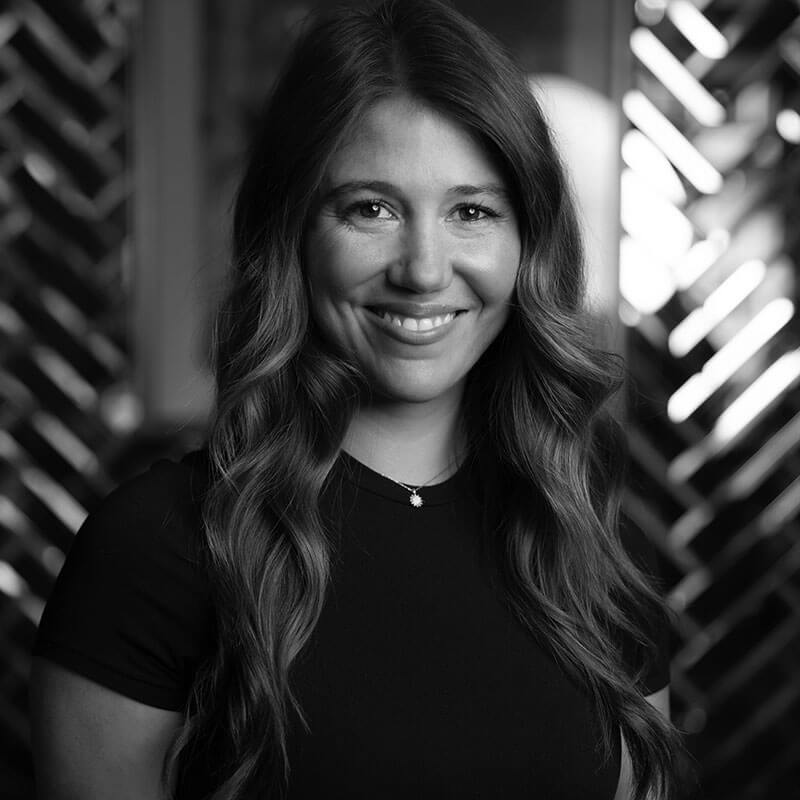 Director-of-New-Talent-Hannah-Bischoff- Hannah Bischoff- Element Salon - Director-of-New-Talent